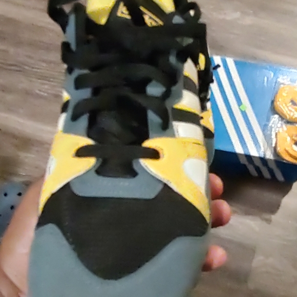 Adidas ZX 710 size 11 shoes - Picture 5 of 11